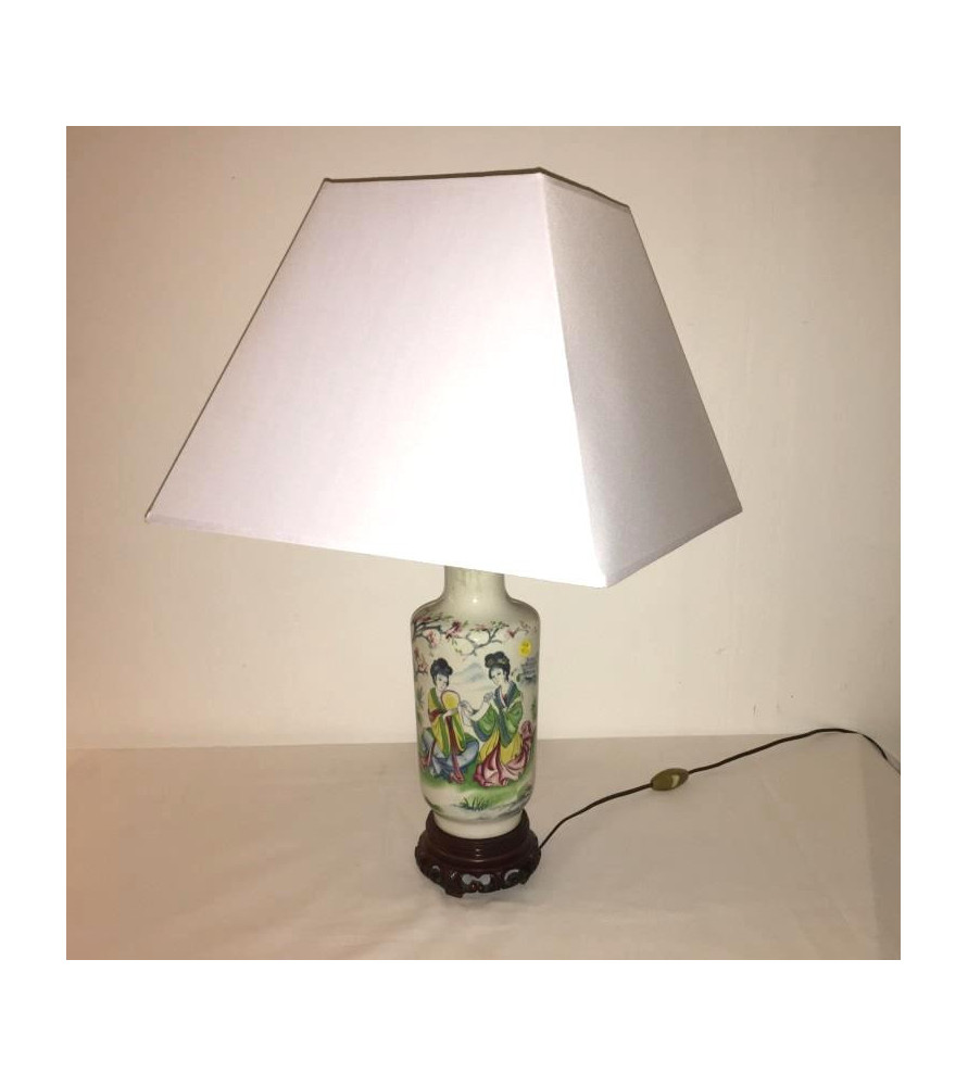 Lampe en céramique à décor du Japon
