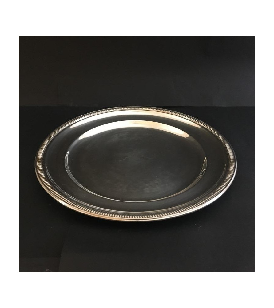 Plat rond  métal argenté vendu par Notre petite brocante.