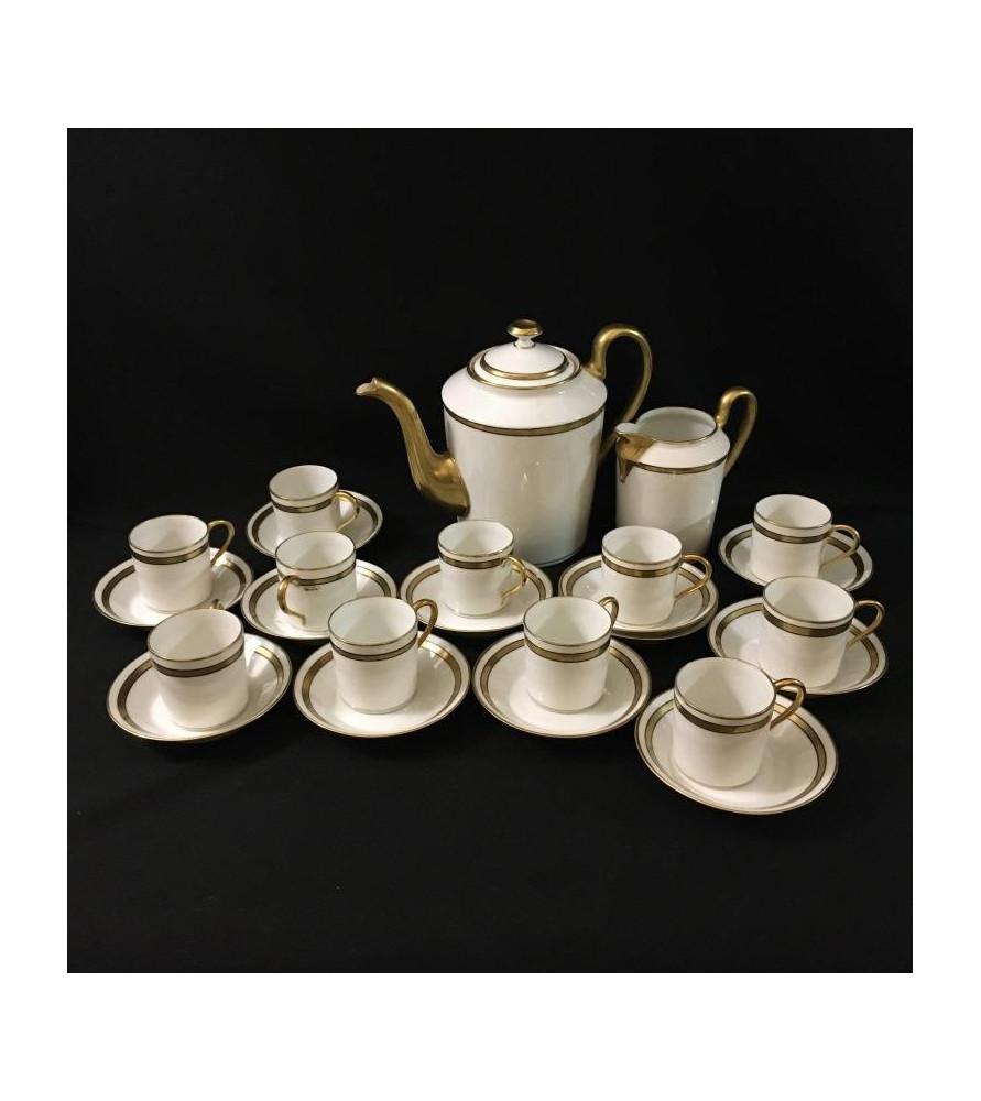 Service à café Limoges vendu par notre petite brocante