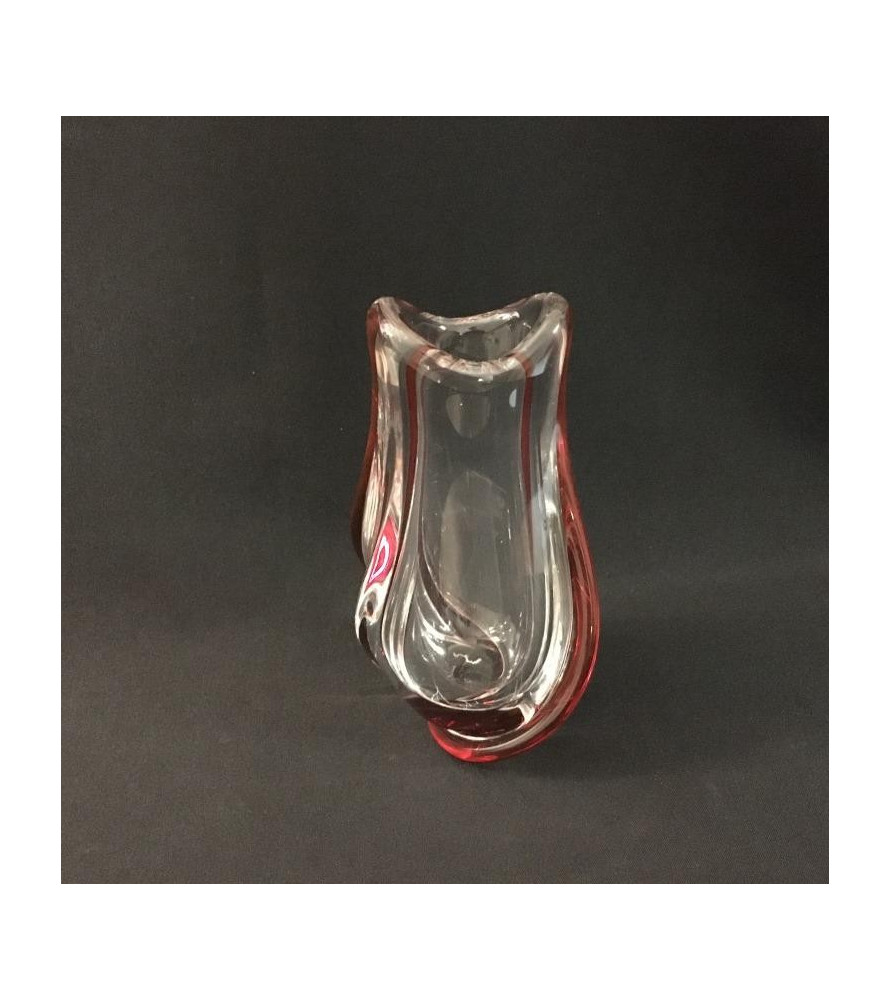 Vase vert torsadé cristal Saint Louis vendu par notre petitre brocante