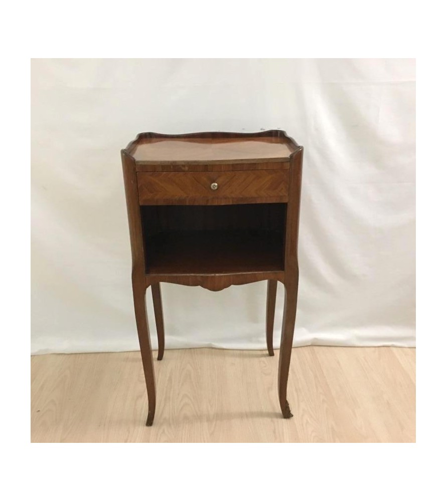 chevet marqueté bois de rose vendu par Notre petite brocante