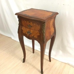Chevets bois de rose marquetés vendus par notre petite brocante