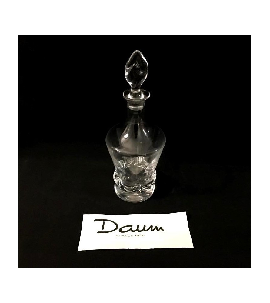 Daum : Carafe en cristal modèle "Sorcy"