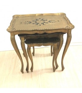 Tables gigognes florentines vendues par notre petite brocante