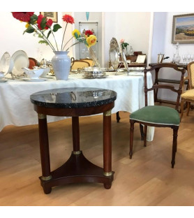 Guéridon style "Restauration" vendu par notre petite brocante