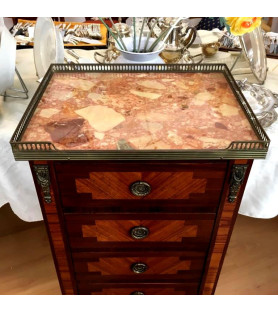 Chiffonnier de style Louis XVI vendu par notre petite brocante