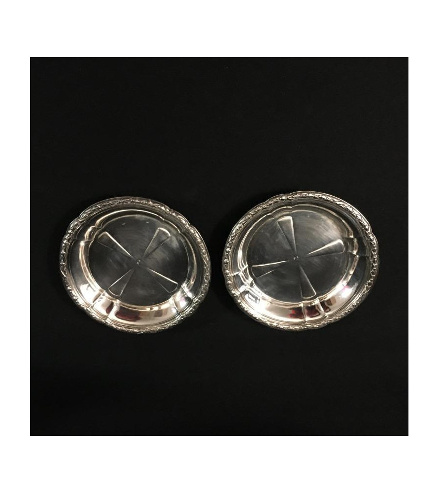 Dessous de carafe en métal argenté vendus par Notre petite brocante