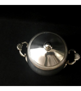 Sucrier en métal argenté vendu par notre petite brocante