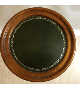 Paire de petites tables d'appoint vendues par notre petite brocante