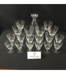 Service cristal Saint Louis vendu par notre petite brocante