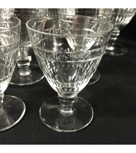 Service cristal Saint Louis vendu par notre petite brocante