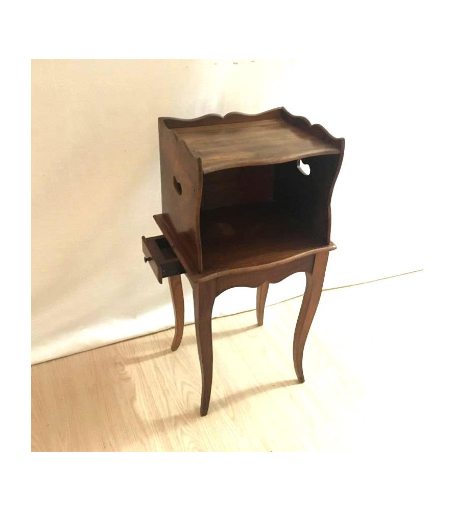 Petit chevet à niche vendu par notre petite brocante