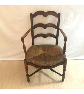 Fauteuils paillés rustiques vendus par Notre petite brocante
