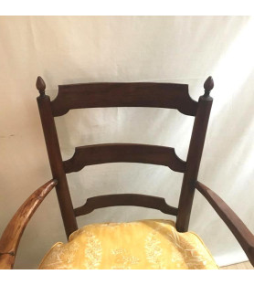 Fauteuils paillés rustiques vendus par Notre petite brocante