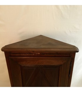 Encoignure en bois naturel vendue par notre petite brocante